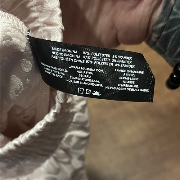 BCBGMAXAZRIA pink leopard print satin pajama bottoms size S - Picture 5 of 8